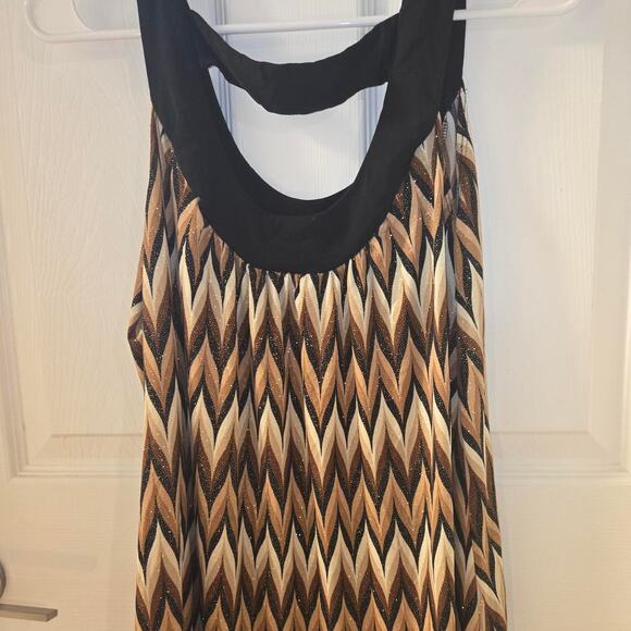 Eye-Catching B. Wear California Tank - Picture 2 of 4